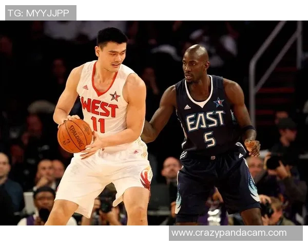 姚明在NBA赛场上的经典瞬间顶级扣篮回顾与精彩解析