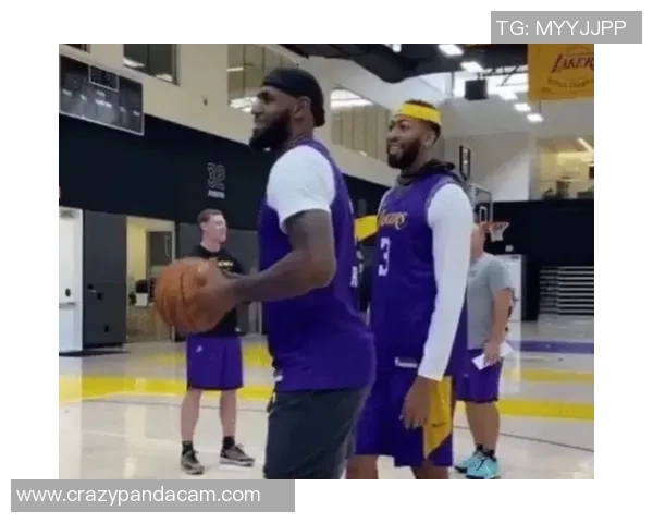 姚明在篮球界的实力分析及其对中国篮球发展的影响探讨