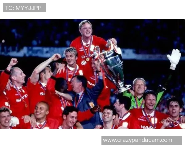 回顾早期香港足球明星队的辉煌岁月与影响力探讨